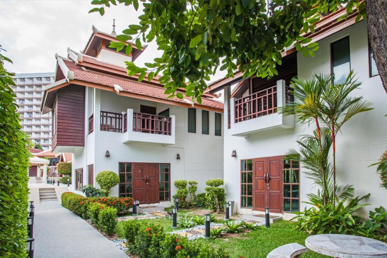 Achawalai Residence Village By Song Джомтиен Бийч Екстериор снимка