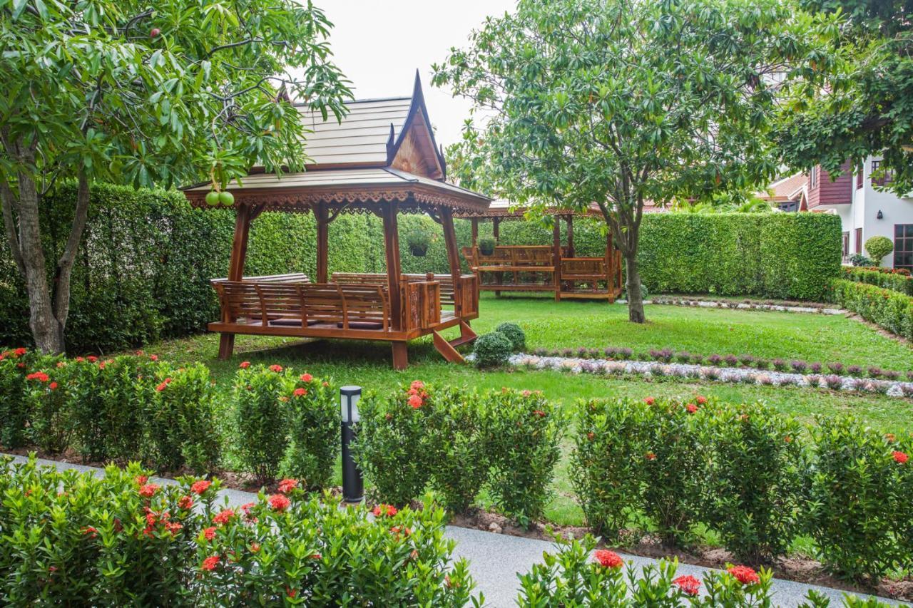 Achawalai Residence Village By Song Джомтиен Бийч Екстериор снимка